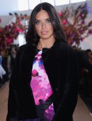 Adriana-Lima-Gabriela-Cadena-Fall-Winter-2015-Backstage-2