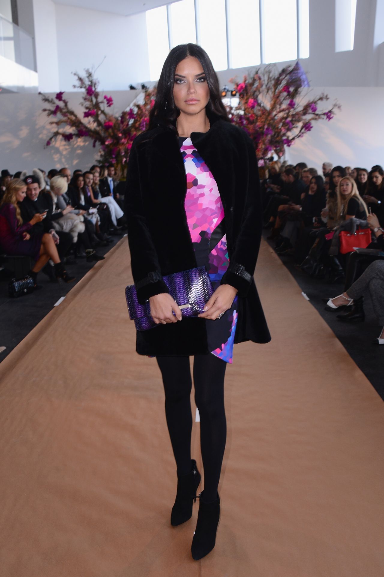 Adriana-Lima-Gabriela-Cadena-Fall-Winter-2015-Backstage-3