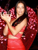 Adriana-Lima-VSP-Las-Vegas-February-2015-15