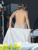 Amanda-Seyfried-Photoshoot-Miami-301