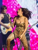 Charli-XCX-Jimmy-Kimmel-Live-Hollywood-10