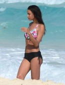 Irina-Shayk-in-Bikini-9