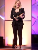 Kristen-Bell-3rd-Annual-Noble-Awards-Beverly-Hills-5