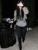Kylie-Jenner-Leggings-Sugarfish-LA-3