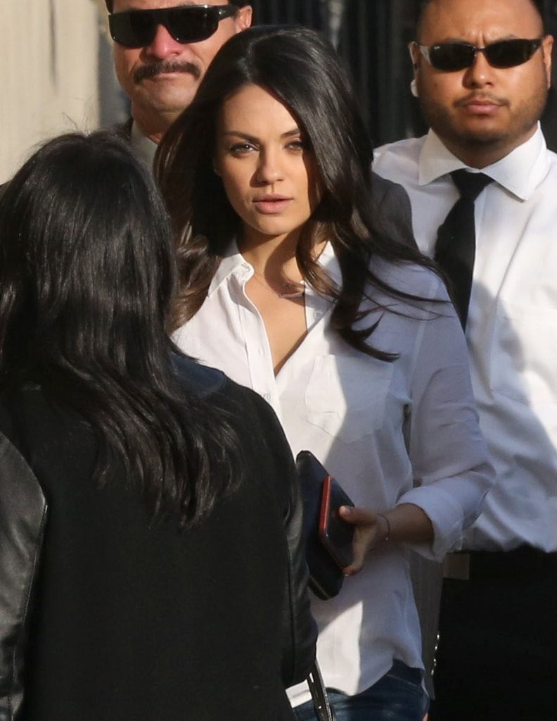 Mila-Kunis-Outside-Jimmy-Kimmel-Live-Hollywood-3