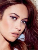 Olga-Kurylenko-Harper’s-Bazaar-Magazine-Arabia-February-2015-9