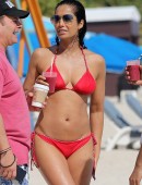 Padma-Lakshmi-in-Bikini-8