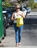Reese-Witherspoon-Booty-in-Jeans-5