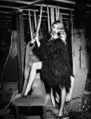 Sarah-Hyland-Galore-February-2015-9