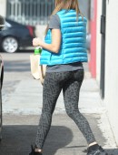 Sofia-Vergara-Booty-in-Tights-5