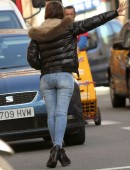 Antonella-Roccuzzo-in-Jeans-6