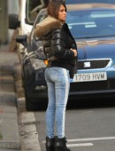 Antonella-Roccuzzo-in-Jeans-7