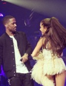 Ariana-Grande-Honeymoon-Tour-Detroit-4