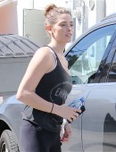 Ashley-Greene-Booty-in-Tights-5