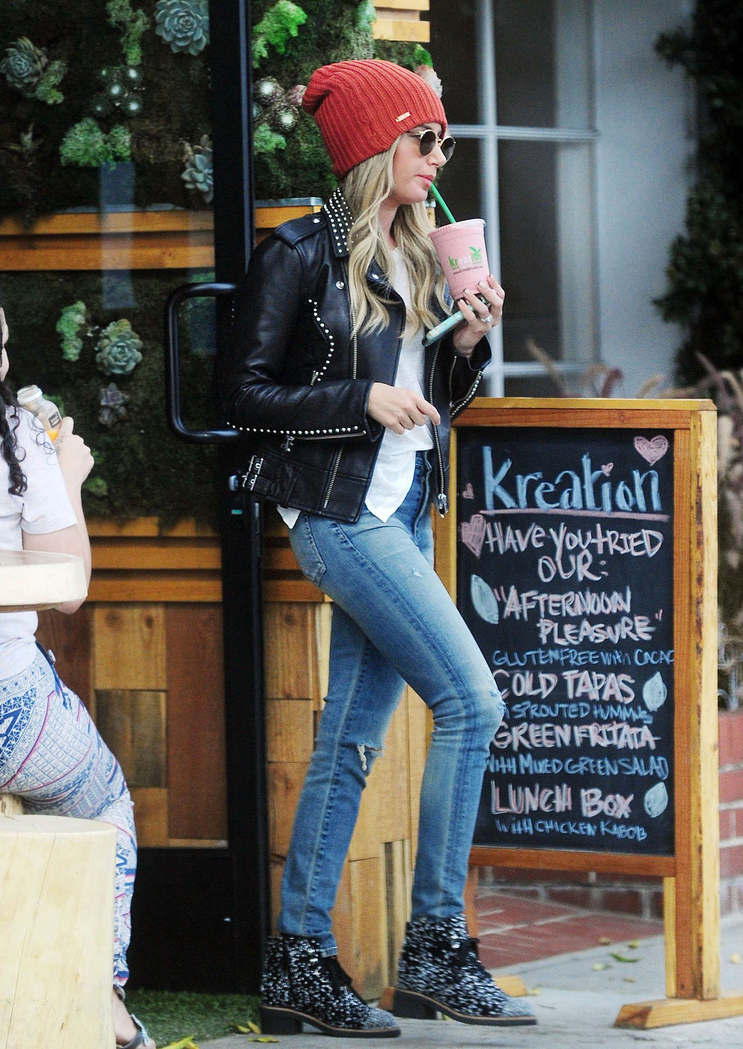 Ashley-Tisdale-Pumping-Gas-in-Toluca-Lake-1