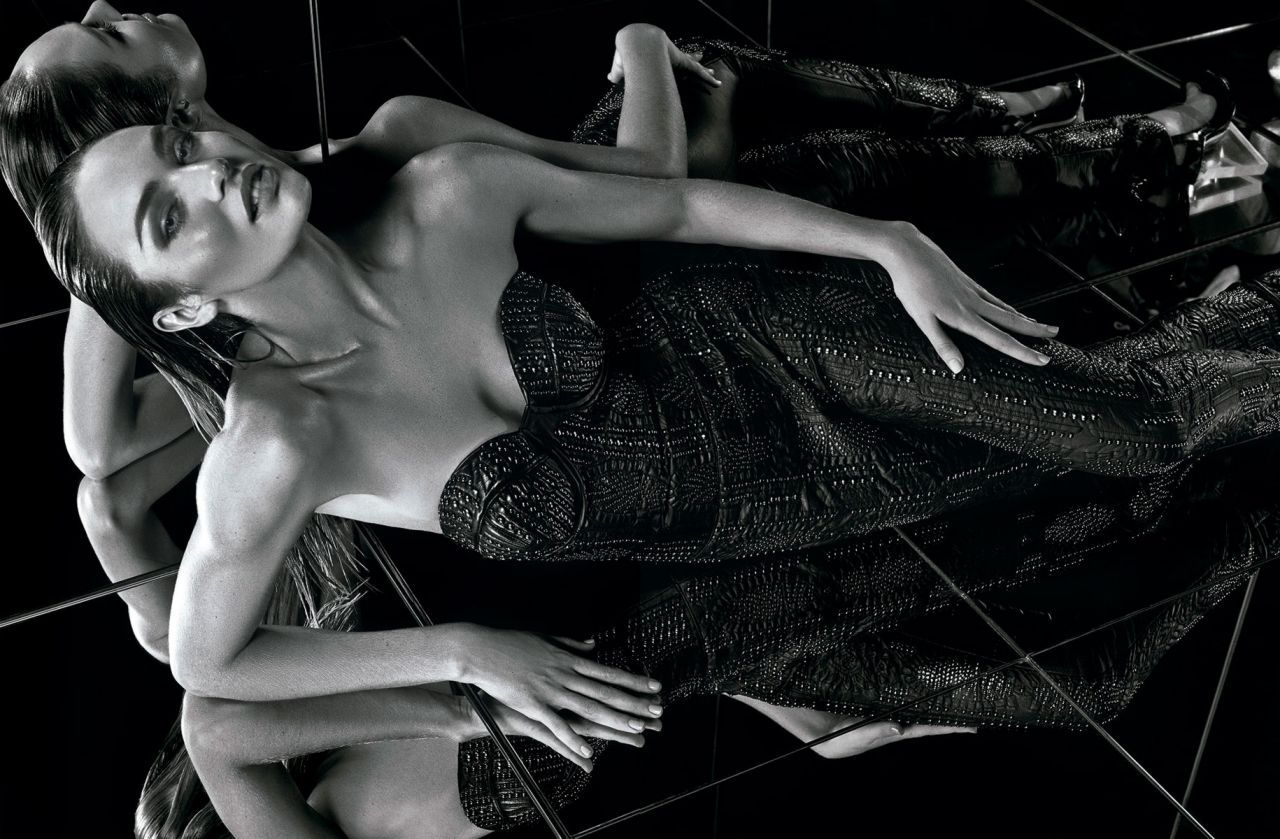 Candice-Swanepoel-Photoshoot-for-Osmoze-Winter-2015-9