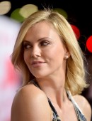 Charlize-Theron-Premiere-of-Open-Road-Films-The-Gunman-LA-2
