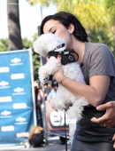Demi-Lovato-on-the-Set-Extra-15