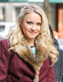 Emily-Osment-Manhattan-516