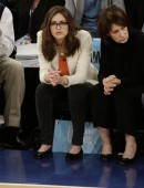 Emmy-Rossum-New-York-Knicks-Game-NYC-6