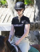 Iggy-Azalea-Horseback-Riding-LA-6
