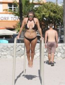 Imogen-Thomas-in-Bikini-9