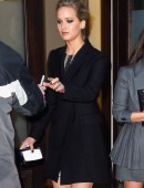 Jennifer-Lawrence-Out-and-About-in-New-York-8