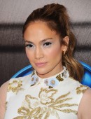 Jennifer-Lopez-American-Idol-XIV-Finalist-Party-4