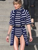 Jessica-Hart-at-Bondi-Beach-for-Photoshoot-11