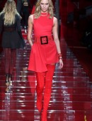 Karlie-Kloss-Versace-Fashion-Show-Runaway-2015-5