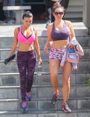 Kelly-Brook-in-Shorts-54