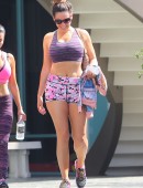 Kelly-Brook-in-Shorts-57