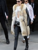 Kendall-Jenner-Chanel-Fashion-Show-5