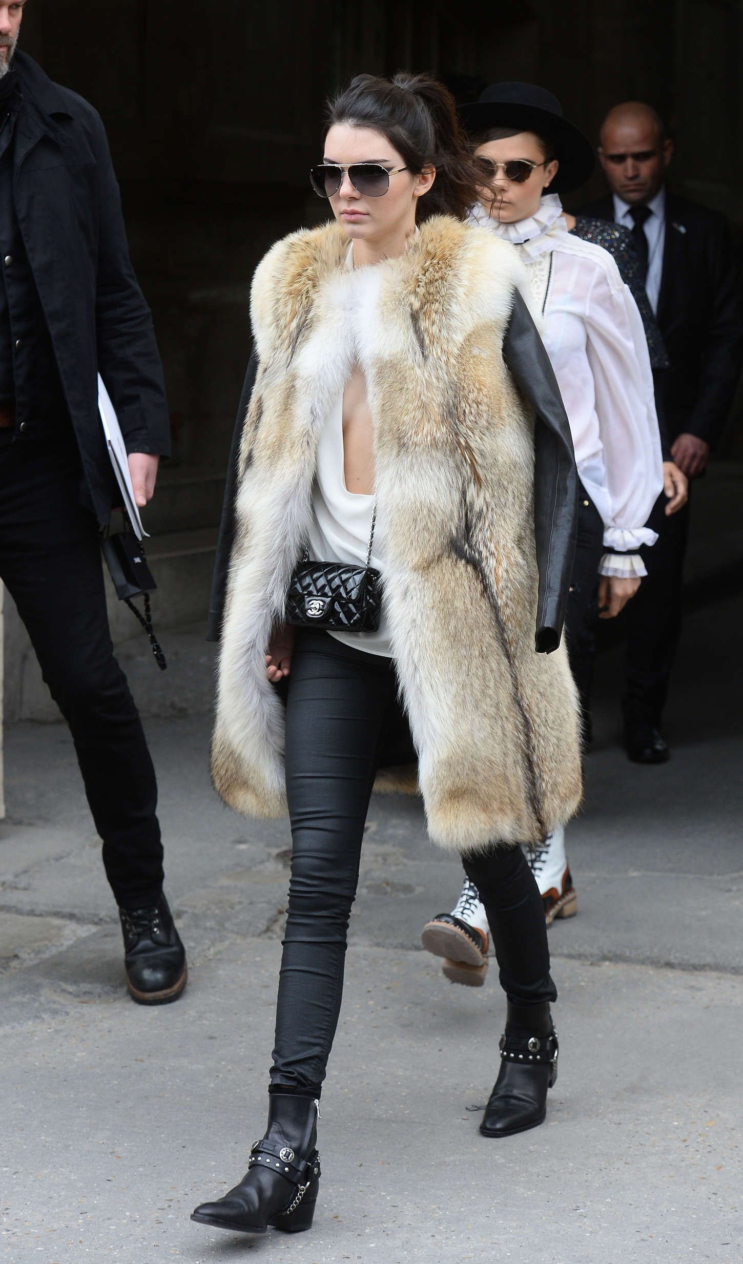 Kendall-Jenner-Chanel-Fashion-Show-5