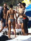 Nicole-Murphy-in-Bikini-9