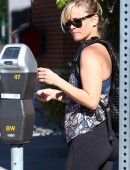 Reese-Witherspoon-Booty-in-Tights-1
