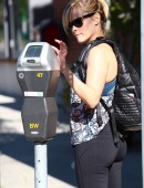 Reese-Witherspoon-Booty-in-Tights-4