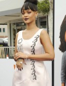 Rihanna-at-Home-Screening-LA-2