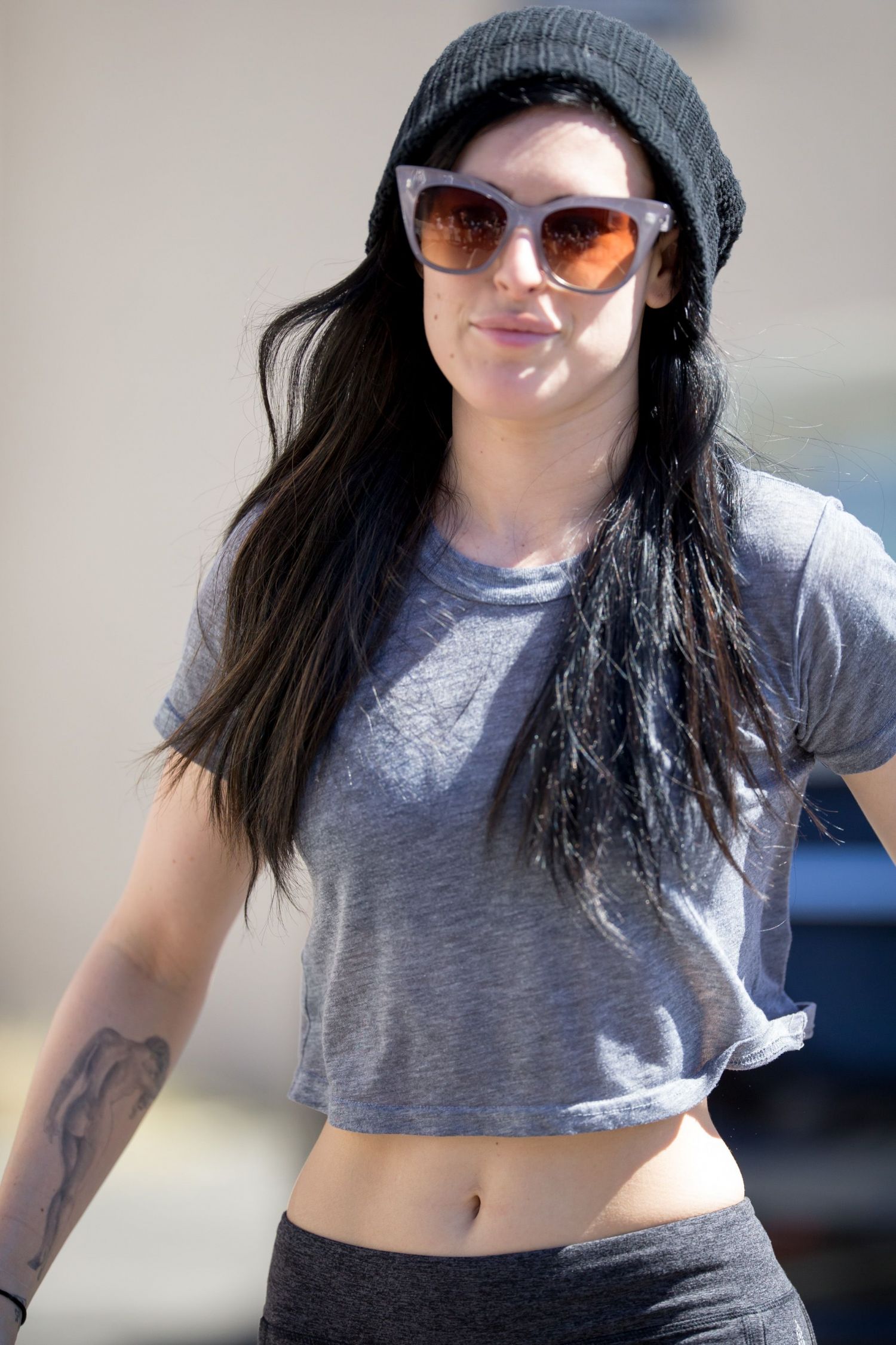 Rumer-Willis-Booty-in-Tights-DWTS-10