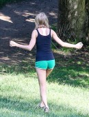 Taylor-Swift-Hollywood-4