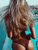 Alexis-Ren-in-Bikini-7