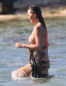 Chrissy-Teigen-in-Bikini-12