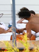 Eva-Longoria-Poolside-Miami-4