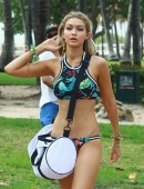Gigi-Hadid-Photoshoot-Miami-4