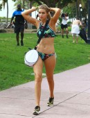 Gigi-Hadid-Photoshoot-Miami-8