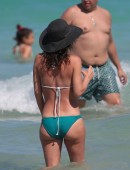 Josie-Maran-Bikini-in-Miami-2