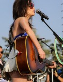 Kacey-Musgraves-16