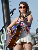 Kacey-Musgraves-5