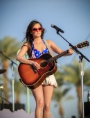 Kacey-Musgraves-9