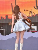 Kacey-Musgraves-NCAA-March-Madness-Music-Festival-11